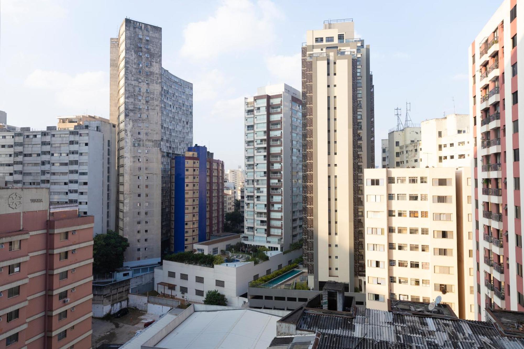 Estudios Com Ac E Varanda Na Bela Vista 圣保罗